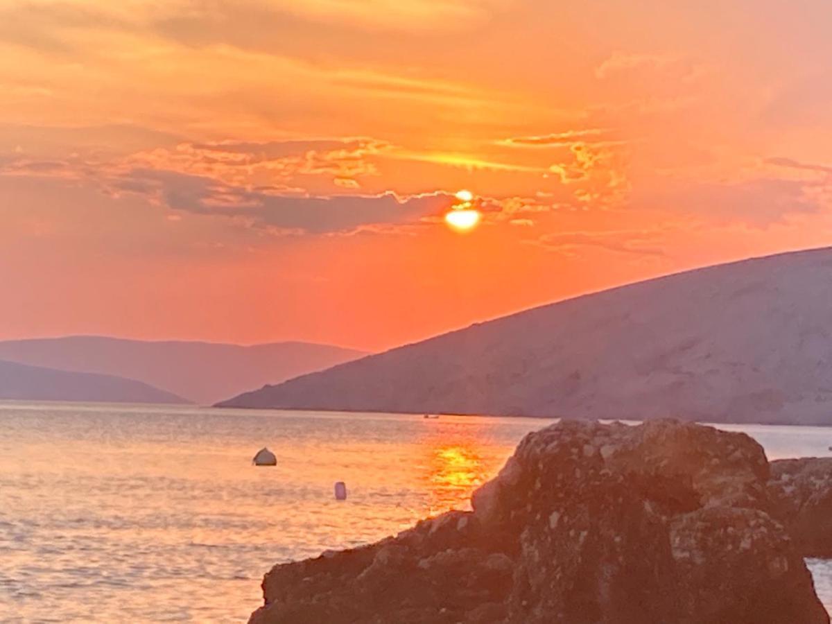 Stara Baška Kuca Za Odmor Bayaヴィラ エクステリア 写真
