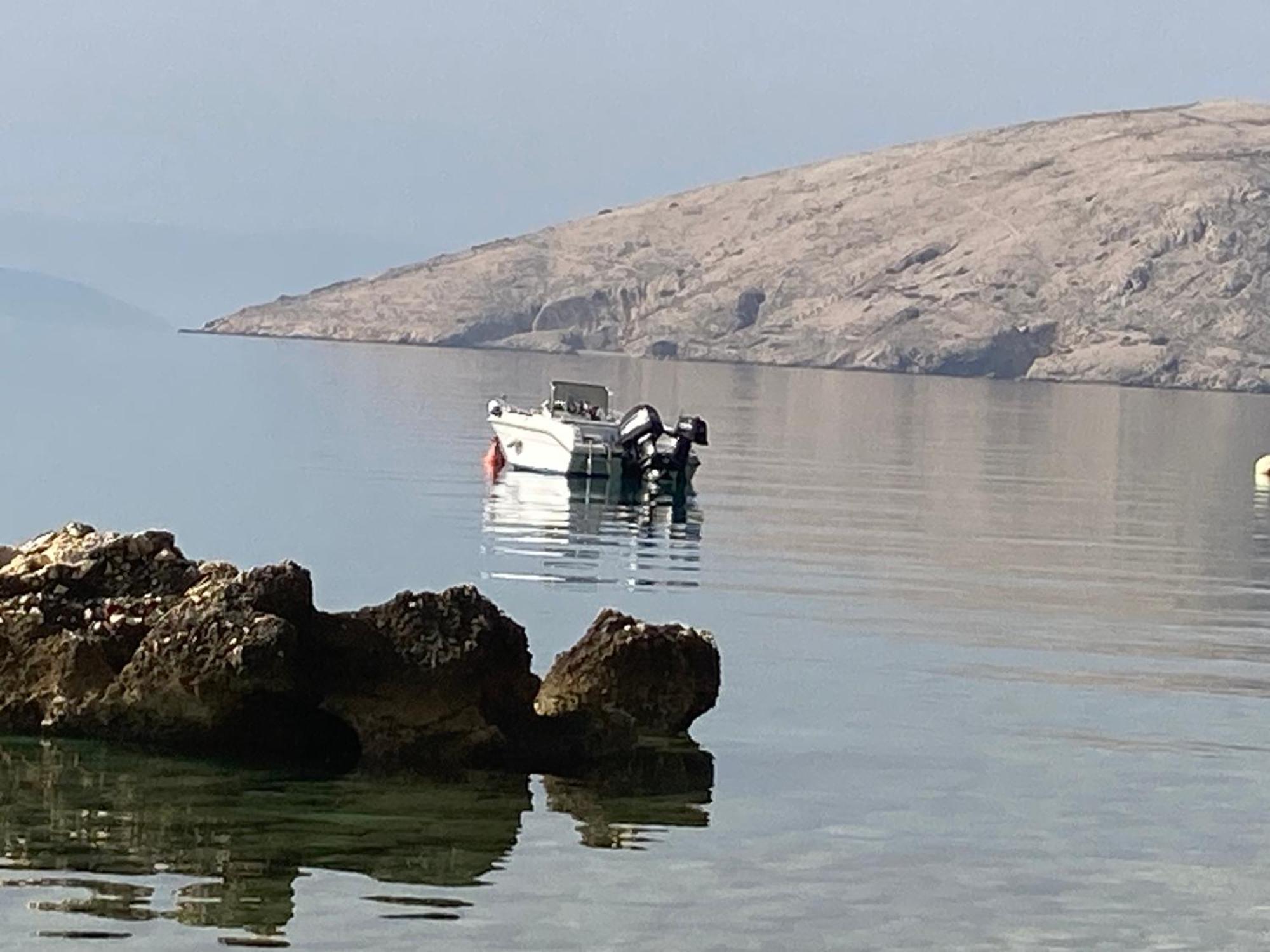 Stara Baška Kuca Za Odmor Bayaヴィラ エクステリア 写真